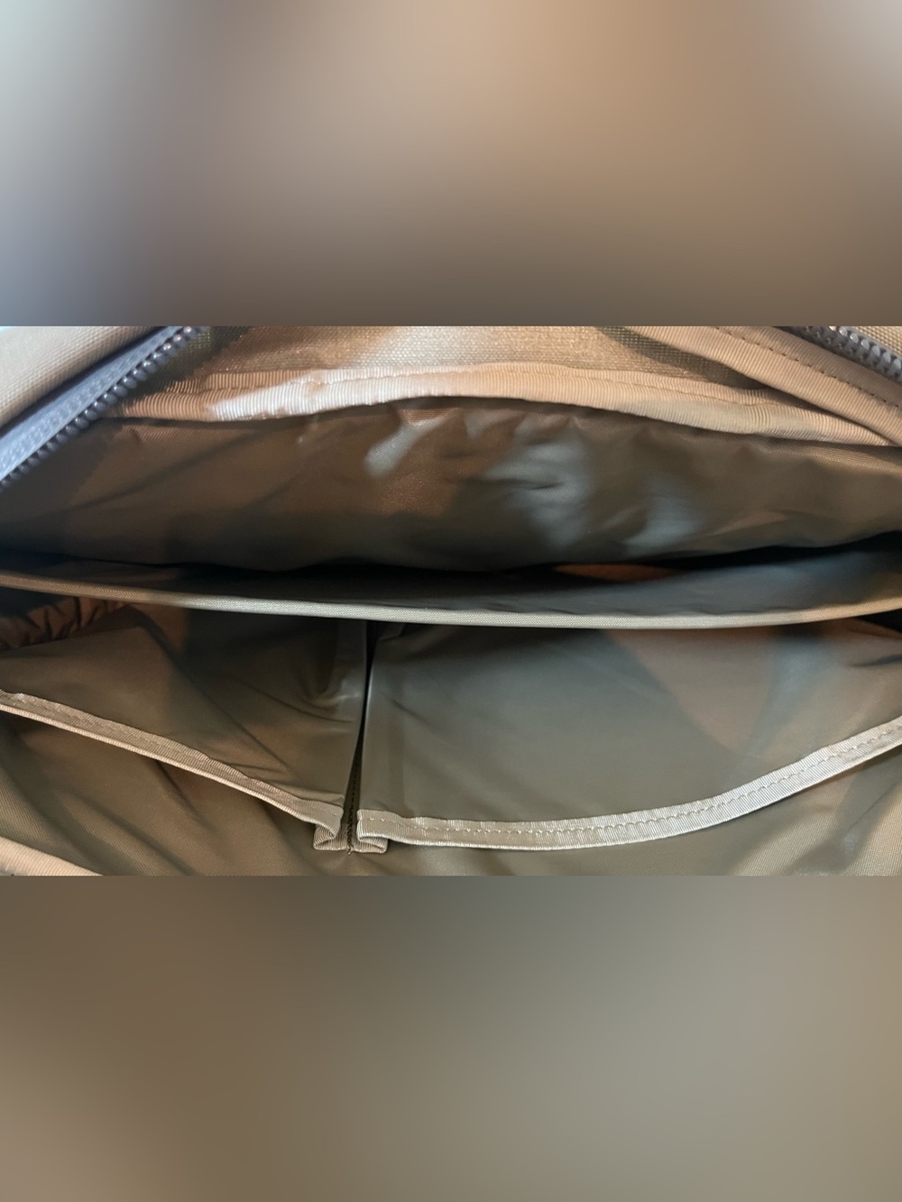 Mystery Ranch 3 Way 18 Expandable briefcase in ponderosa - Picture 8 of 15